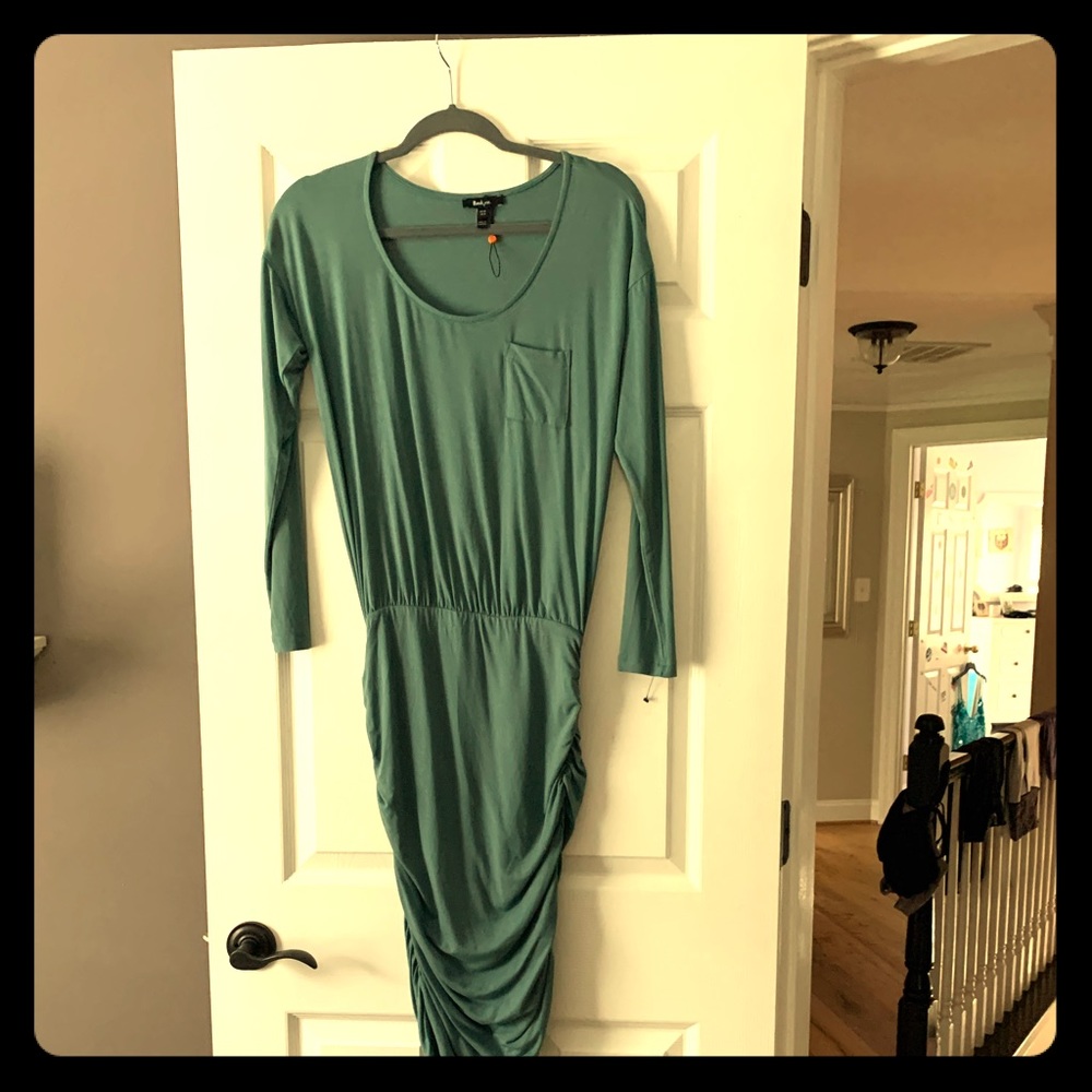 Beautiful Green fitted dress